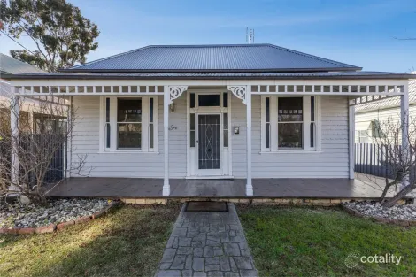 Property photo of 6 Rowcliffe Street Quarry Hill VIC 3550