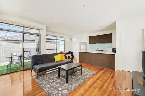 Property photo of 5/24 Irvine Crescent Brunswick West VIC 3055