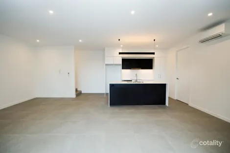 102/32-38 Latimer St, Holland Park, QLD 4121