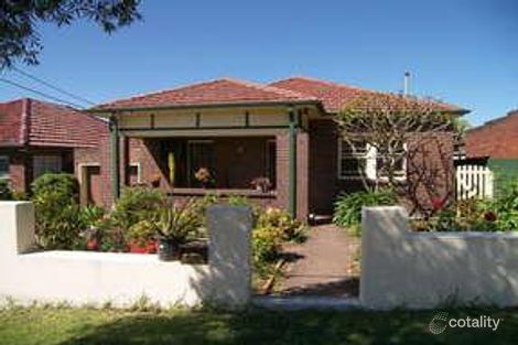 2 Sutcliffe St, Kingsgrove, NSW 2208