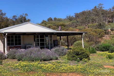 Property photo of 10 Hemiandra Place Toodyay WA 6566