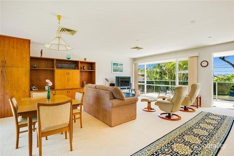Property photo of 23 Grasmere Crescent Wheeler Heights NSW 2097