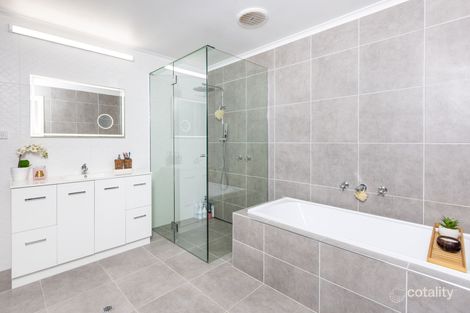 Property photo of 71 Nursery Ridge Road Red Cliffs VIC 3496