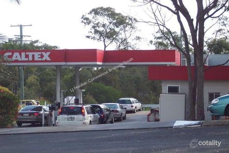 Property photo of 2 College Road Karana Downs QLD 4306