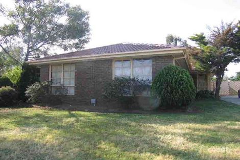 10 Kirkton Dr, Kurunjang, VIC 3337