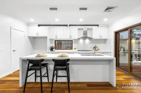 Property photo of 30 Stanley Street Ivanhoe VIC 3079