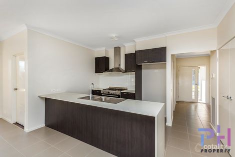 Property photo of 14 Stoneham Street Golden Square VIC 3555