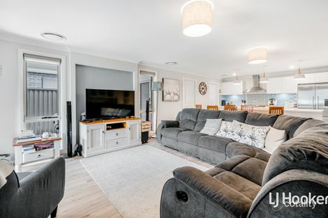 Property photo of 125 Crown Street Grantham Farm NSW 2765