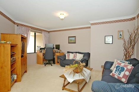 Property photo of 2 Jindare Loop Carramar WA 6031