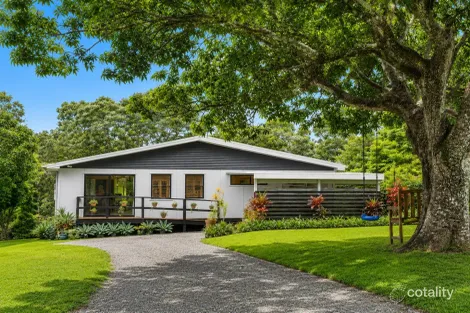 104 High Central Rd, Macleay Island, QLD 4184
