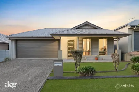 Property photo of 31 Arnaldo Avenue Augustine Heights QLD 4300