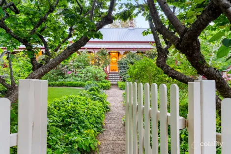 Property photo of 63 Falls Road Wentworth Falls NSW 2782