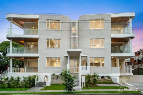 Property photo of 9/20-26 Avon Road Dee Why NSW 2099