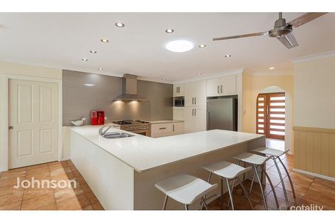 Property photo of 3 Bazille Place Forest Lake QLD 4078