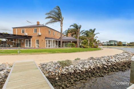 Property photo of 32 Curlew Point Drive Patterson Lakes VIC 3197