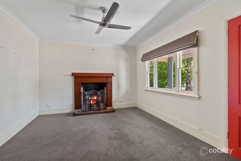 77 Barry St, Romsey, VIC 3434