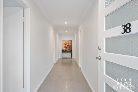 Property photo of 38 Serpentine Drive South Guildford WA 6055