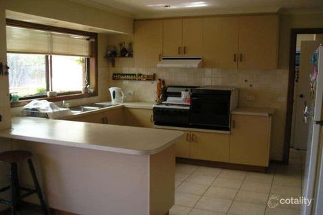 Property photo of 3 Solar Court Shepparton VIC 3630