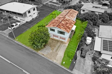 23 Far St, West Gladstone, QLD 4680