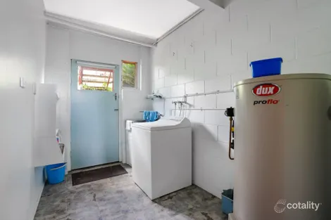 Property photo of 23 Far Street West Gladstone QLD 4680