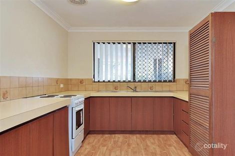 Property photo of 33 Dealy Close Cannington WA 6107