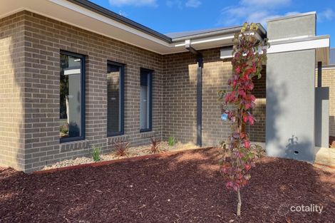 Property photo of 4 Inverness Drive Junortoun VIC 3551