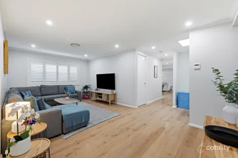 Property photo of 6 Rich Way Spring Farm NSW 2570