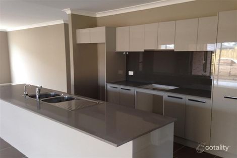 Property photo of 52 Bandara Circuit Spring Farm NSW 2570