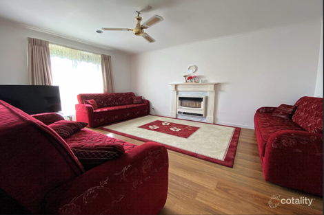 Property photo of 2/12 Ashleigh Crescent Meadow Heights VIC 3048