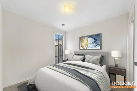 Property photo of 10 Ballantine Street Tarneit VIC 3029
