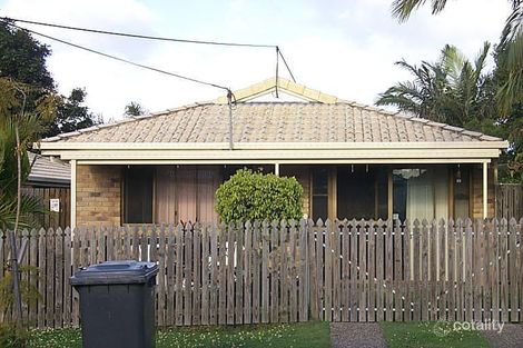 24 Keats St, Cannon Hill, QLD 4170