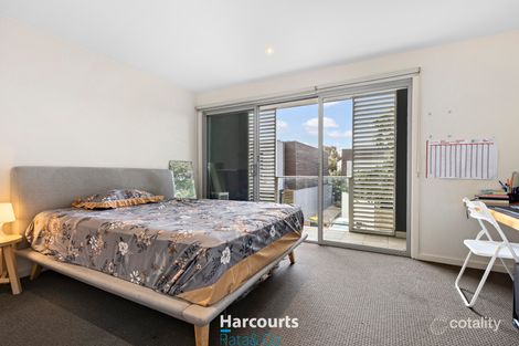 Property photo of 20 Silverash Drive Bundoora VIC 3083