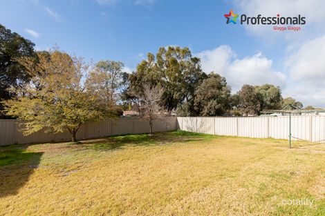 Property photo of 21 Barrima Drive Glenfield Park NSW 2650