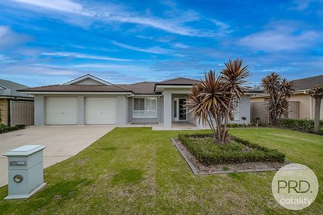 Property photo of 15 Warambee Street Glenfield Park NSW 2650