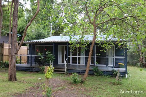 Property photo of 15 Ross Street Coochiemudlo Island QLD 4184