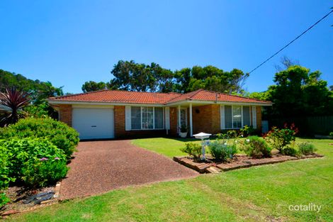 11 Bundara Ave, Wamberal, NSW 2260