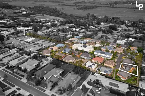 Property photo of 10/27 Jefferson Road Garfield VIC 3814