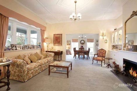 Property photo of 25 Fairfield Avenue Camberwell VIC 3124