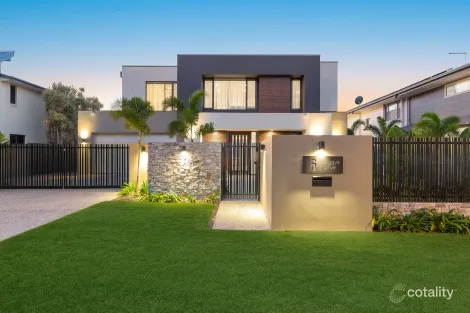 Property photo of 16 Ziggys Drive Thornlands QLD 4164