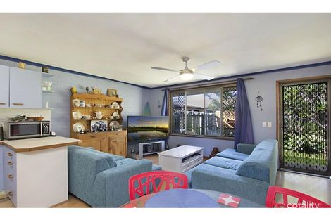 Property photo of 2/30 Nineteenth Avenue Palm Beach QLD 4221