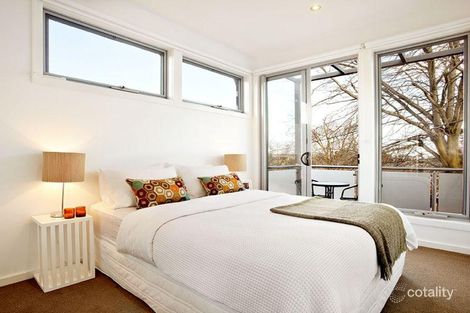 1/6 Park Rd, Surrey Hills, VIC 3127