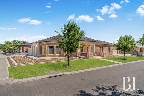 Property photo of 56 Wallara Waters Boulevard Wallan VIC 3756