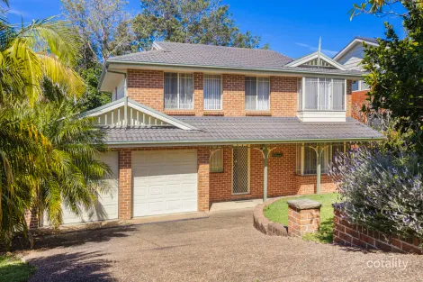 13 BELVEDERE ST, KIAMA, NSW 2533