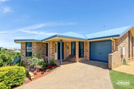 11 Pacific Vista Cl, Pacific Heights, QLD 4703