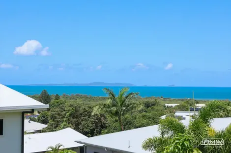 Property photo of 11 Pacific Vista Close Pacific Heights QLD 4703