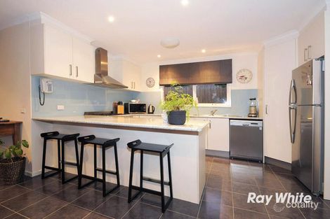 Property photo of 7 Joseph Banks Crescent Cranbourne VIC 3977