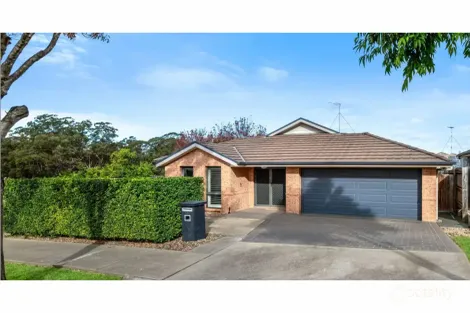 Property photo of 5 Langshan Street Spring Farm NSW 2570