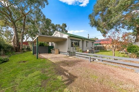 Property photo of 7 Loch Street Crib Point VIC 3919