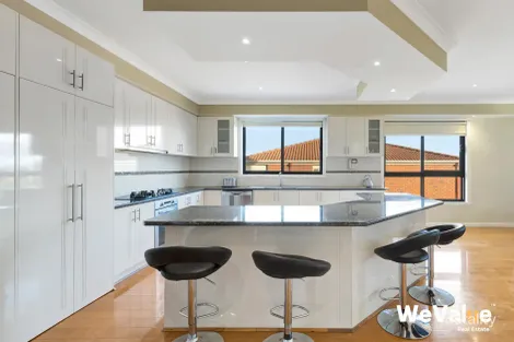 Property photo of 12 Gaussberg Walk Roxburgh Park VIC 3064