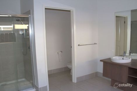 Property photo of 16 Celsius Drive Cranbourne North VIC 3977